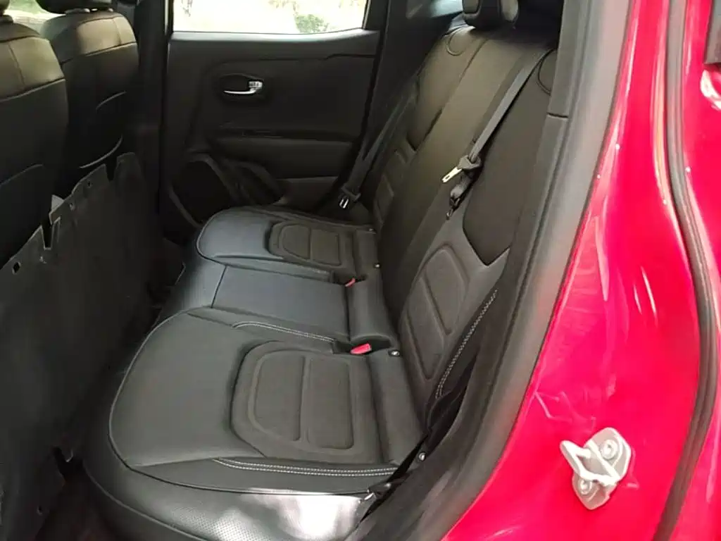 Jeep Renegade — миниатюра 17