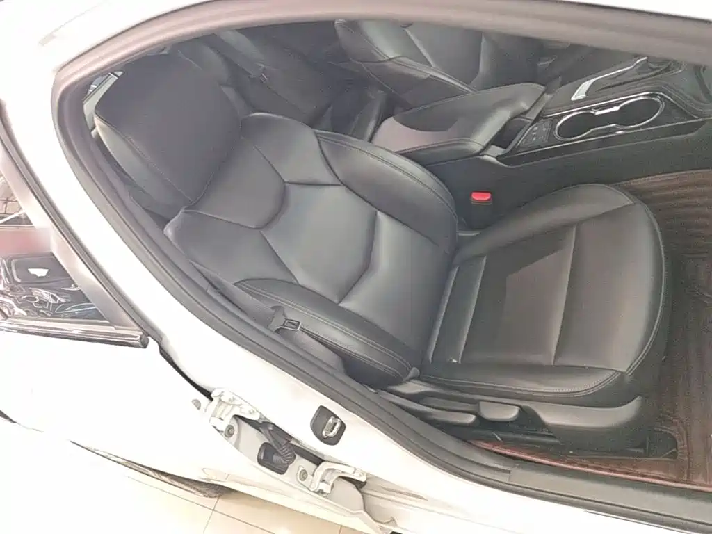 Cadillac CT4 — миниатюра 25