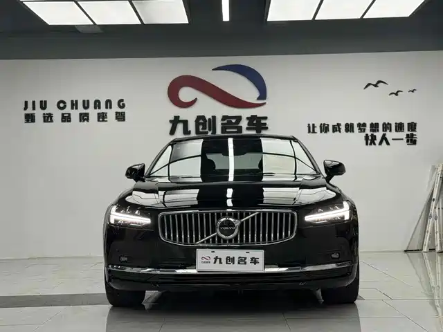 VOLVO S90 2021