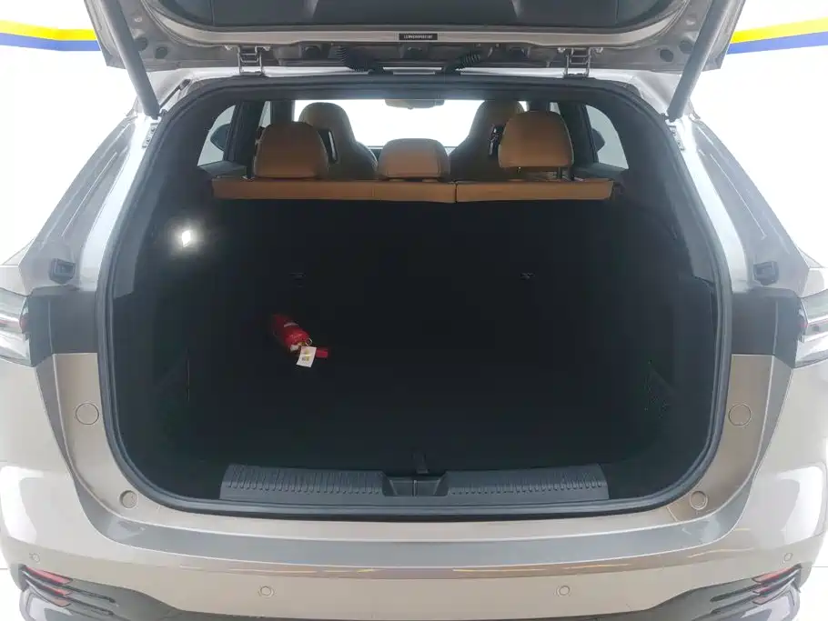Roewe RX5 New Energy — миниатюра 4
