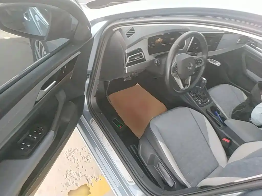 Volkswagen Lavida — миниатюра 16