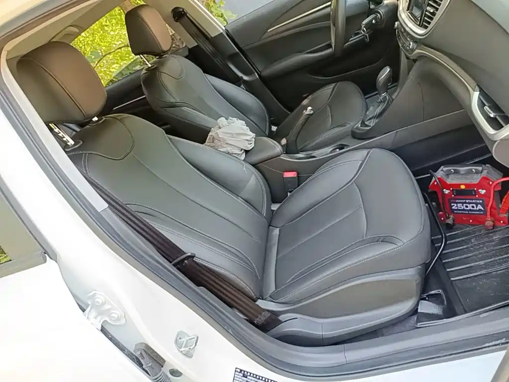 Buick Excelle — миниатюра 25