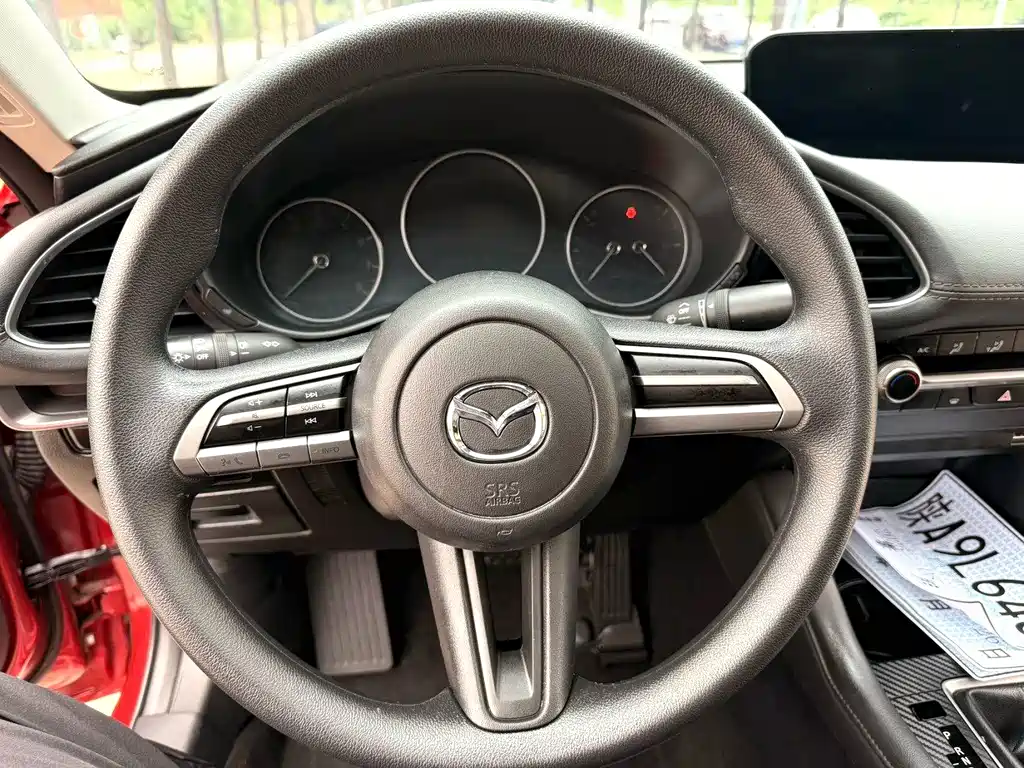 MAZDA  3 ANGKESAILA