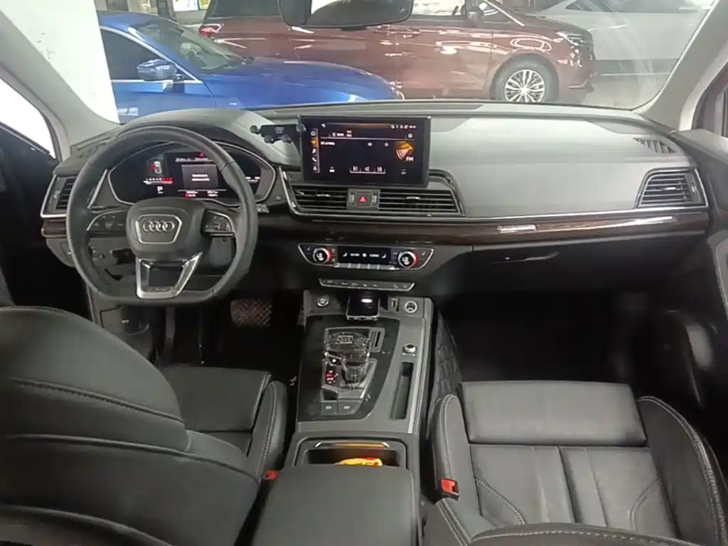 Audi Q5L 2022 40T Luxury