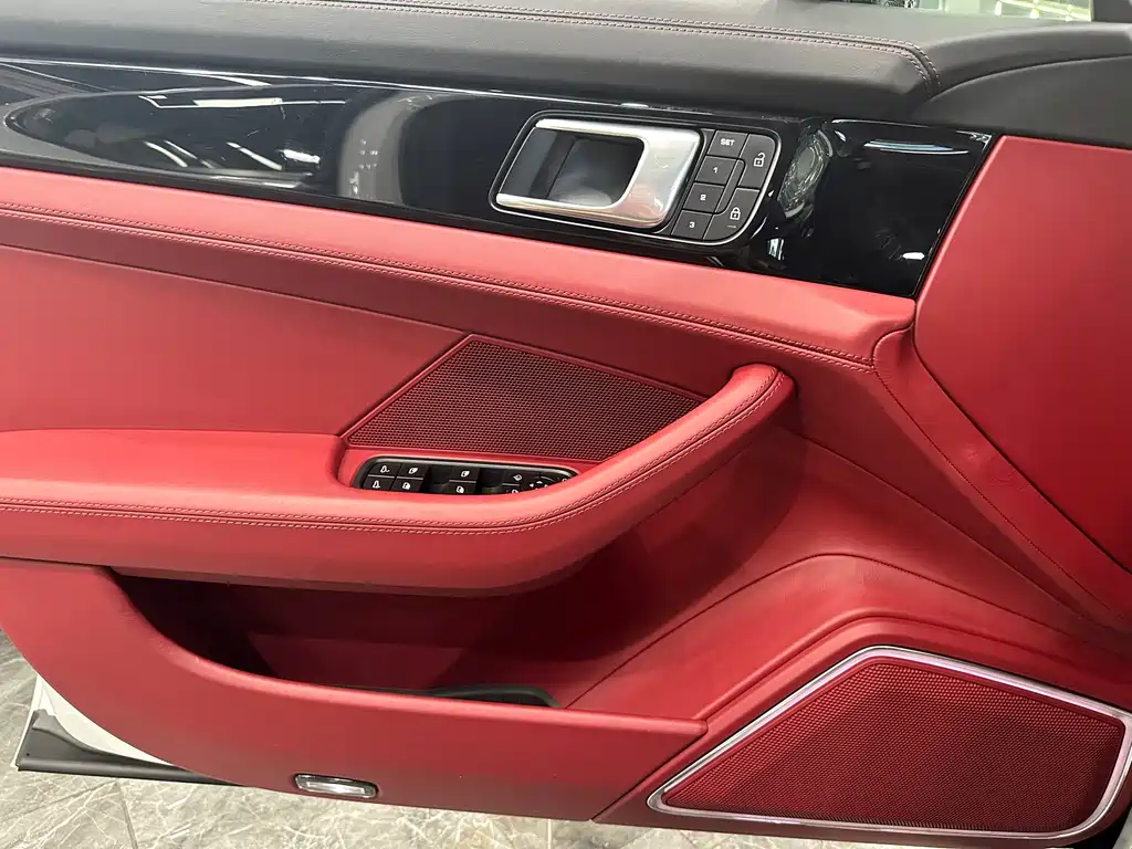 Porsche Panamera — миниатюра 7