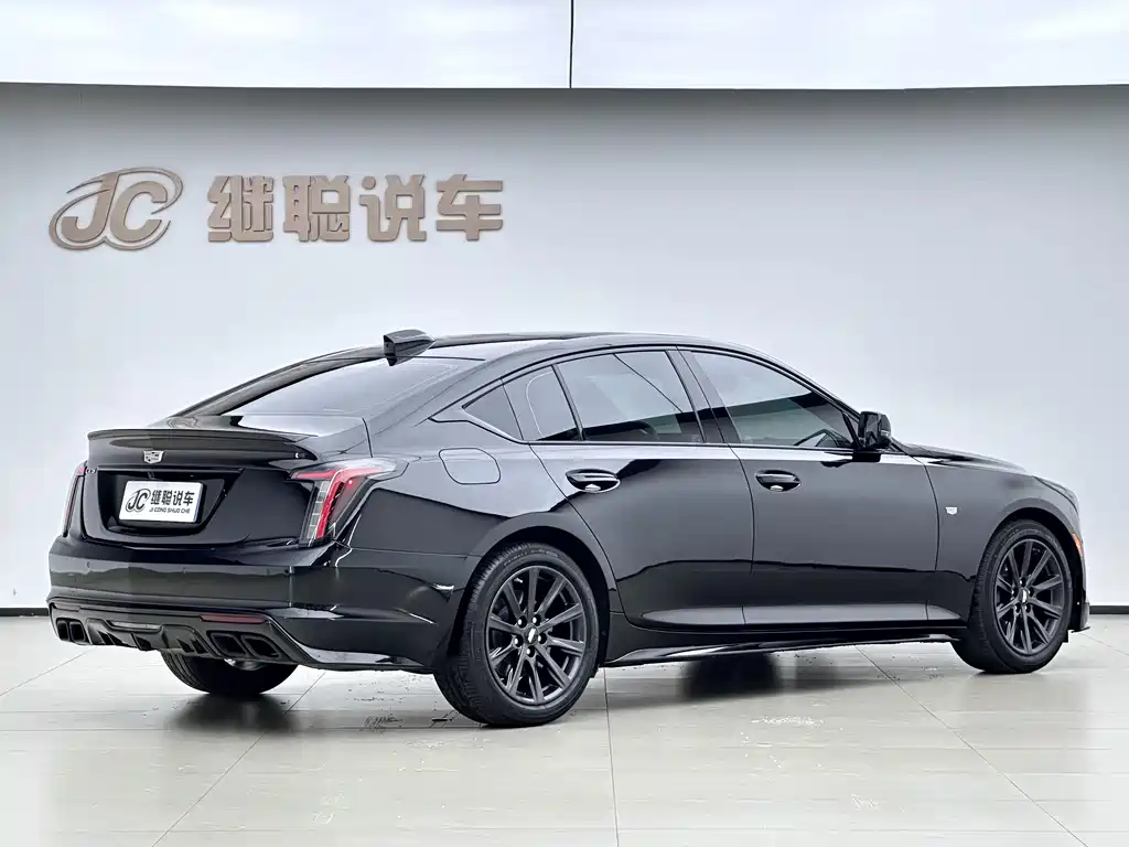 Cadillac CT5 — миниатюра 5