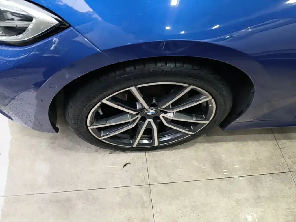 BMW 3 Series — миниатюра 23