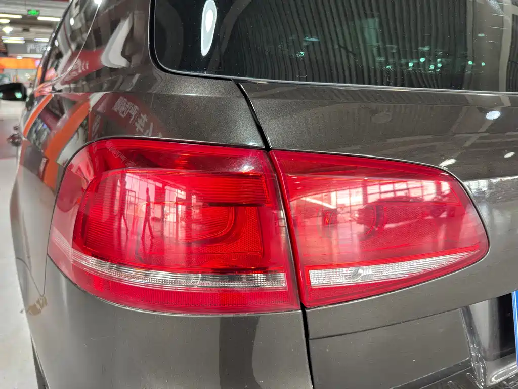 Volkswagen Magotan (Import) — миниатюра 18