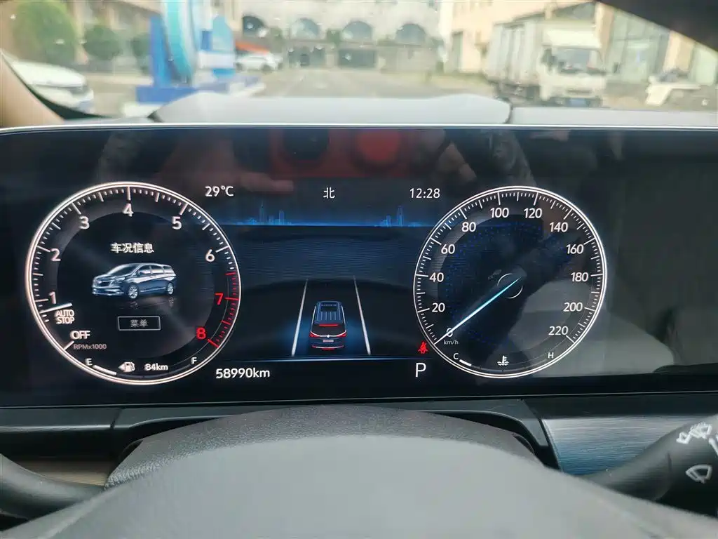Buick GL8 — миниатюра 9