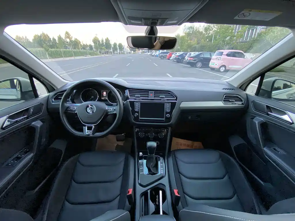 Volkswagen Tiguan L — миниатюра 8