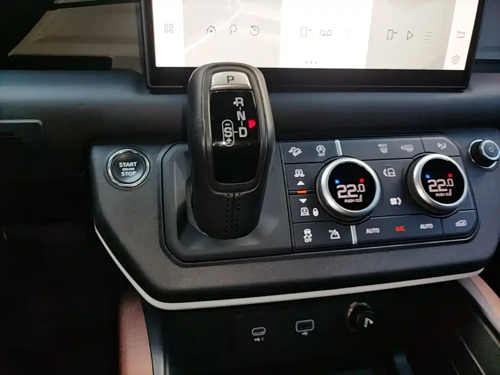 Land Rover Defender — миниатюра 14