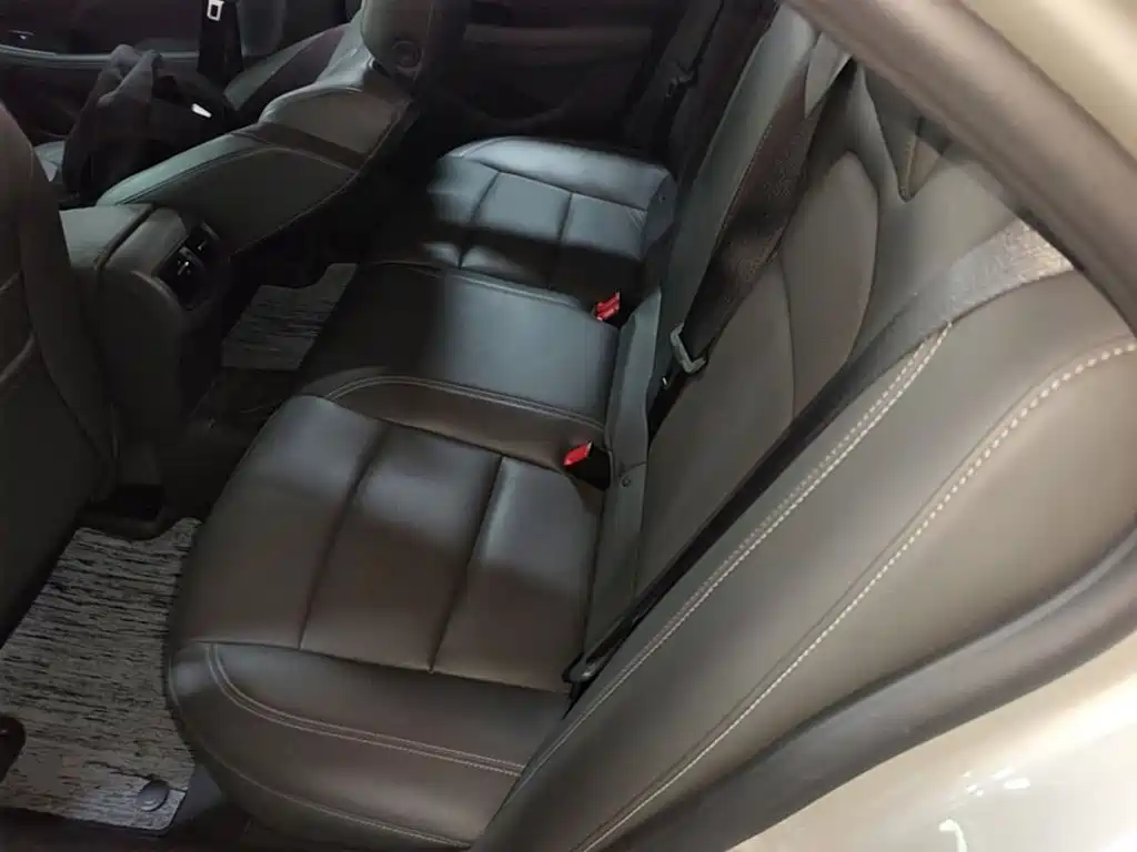 Chevrolet Malibu — миниатюра 17