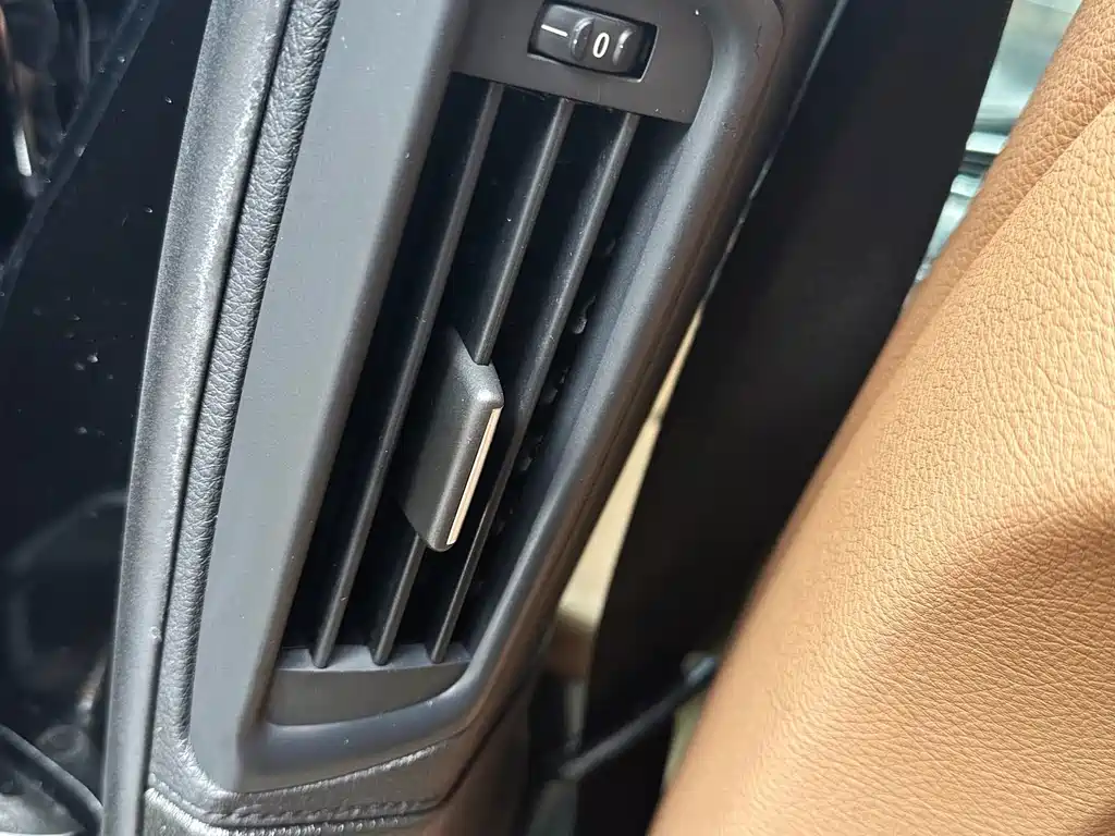 BMW 7 Series — миниатюра 20