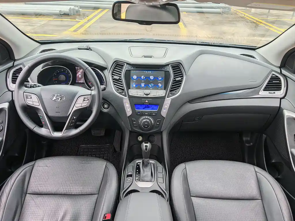 Hyundai Santa Fe — миниатюра 7