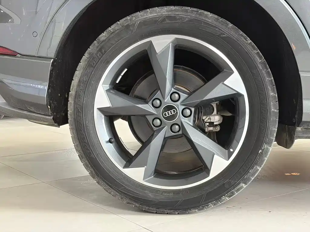 Audi Q3 — миниатюра 9