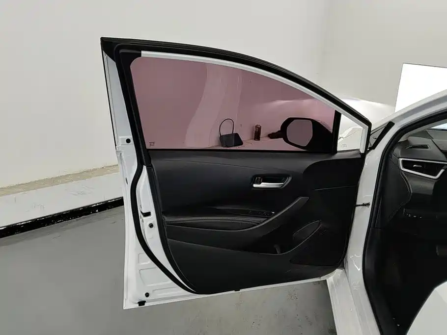 Toyota Corolla — миниатюра 7