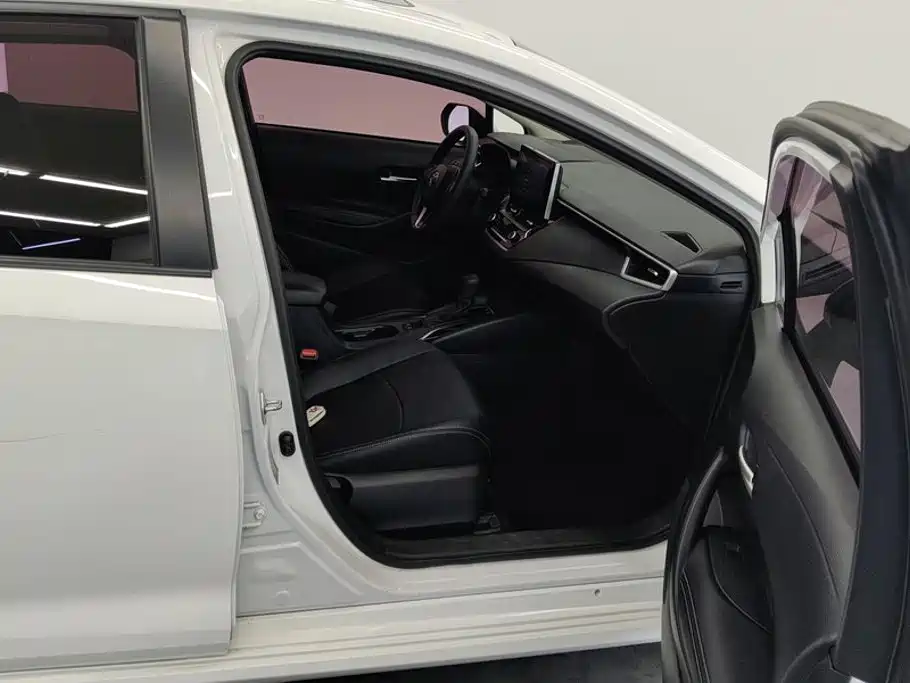 Toyota Corolla — миниатюра 8