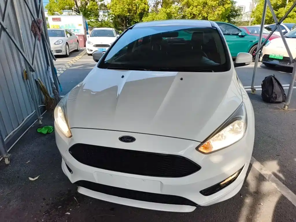 Ford Focus — миниатюра 3