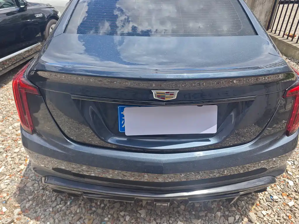Cadillac CT5 — миниатюра 8