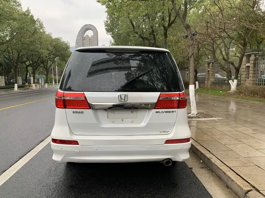 Honda Elysion — миниатюра 22