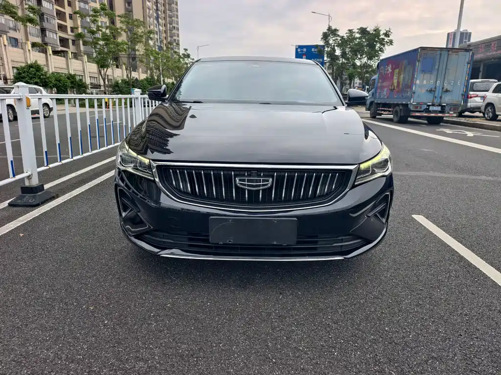 Geely Emgrand — миниатюра 2