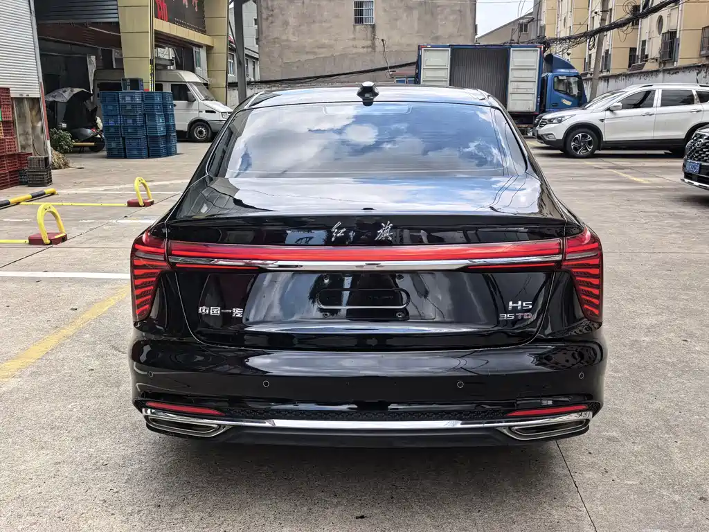 Hongqi Hongqi H5 — миниатюра 6