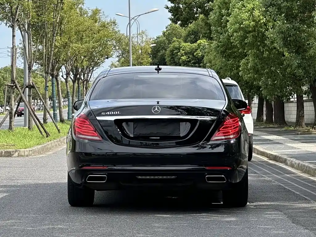 Mercedes-Benz S-Class — миниатюра 9