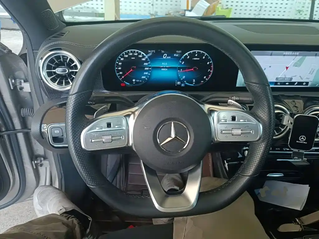 Mercedes-Benz A-Class — миниатюра 11