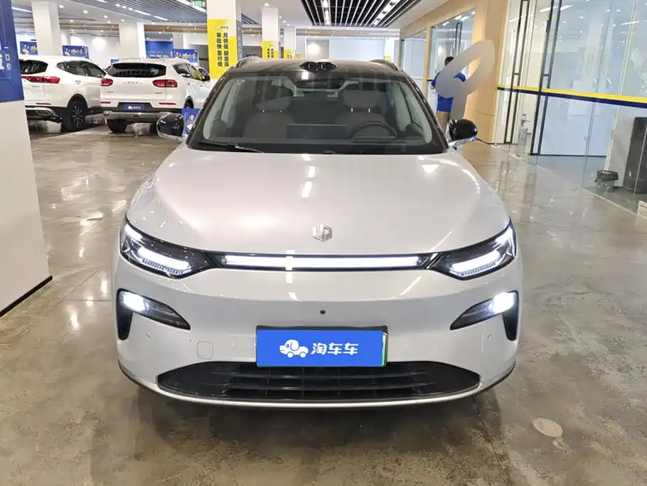 Leapmotor Leapmotor C11 — миниатюра 2