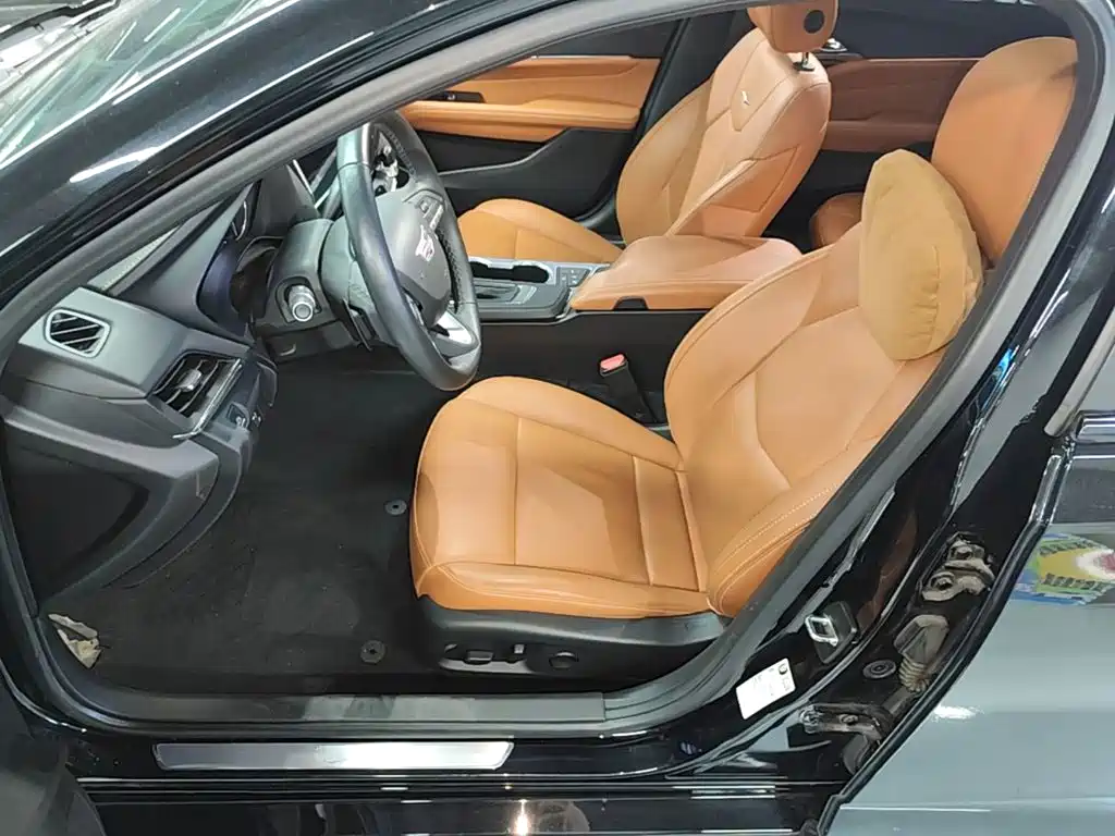 Cadillac CT4 — миниатюра 15
