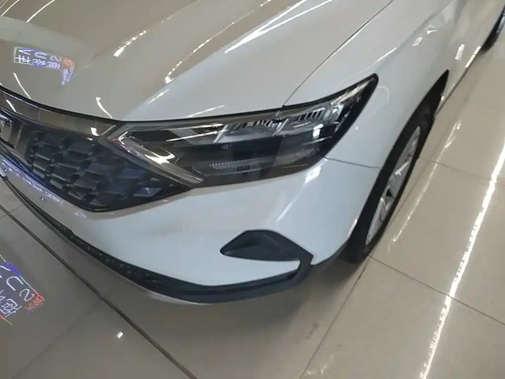 Jetta VS5 — миниатюра 24