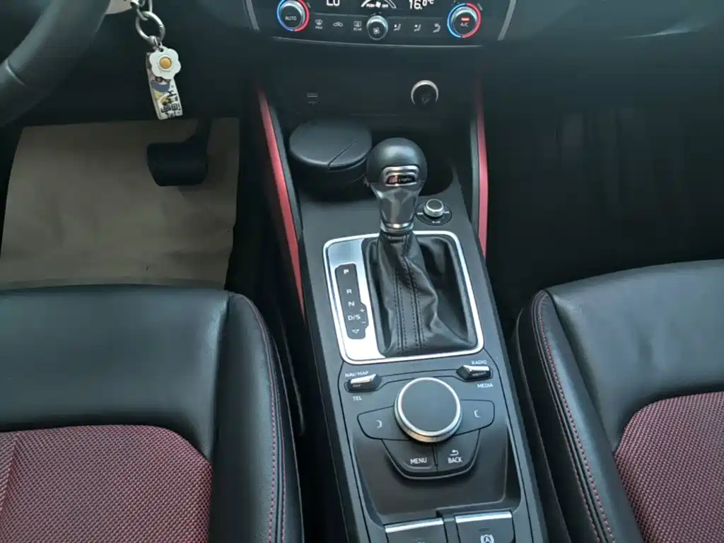 Audi Q2L — миниатюра 14