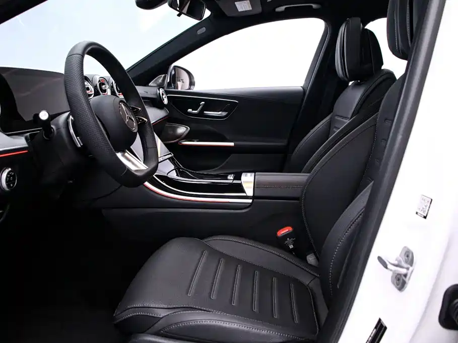 Mercedes-Benz C-Class — миниатюра 15