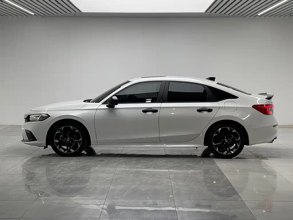 Honda Civic — миниатюра 7