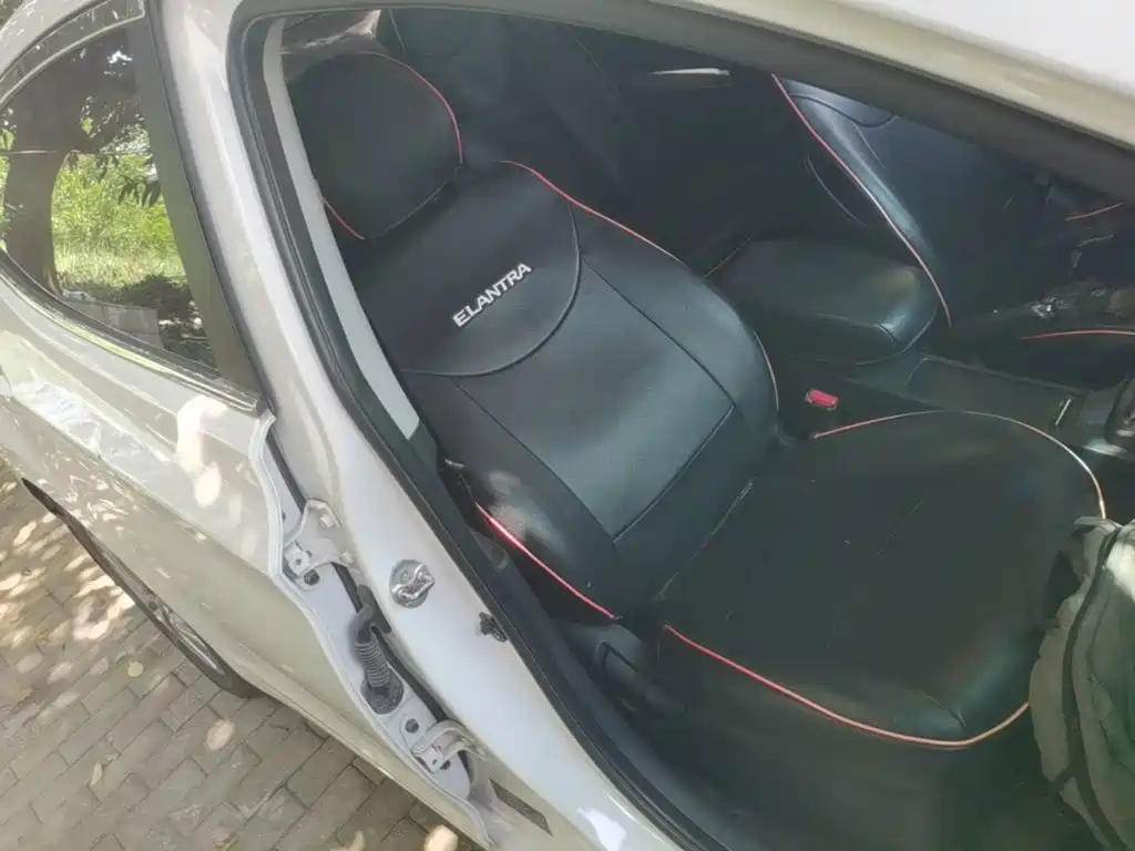 Hyundai Elantra Langdong — миниатюра 25