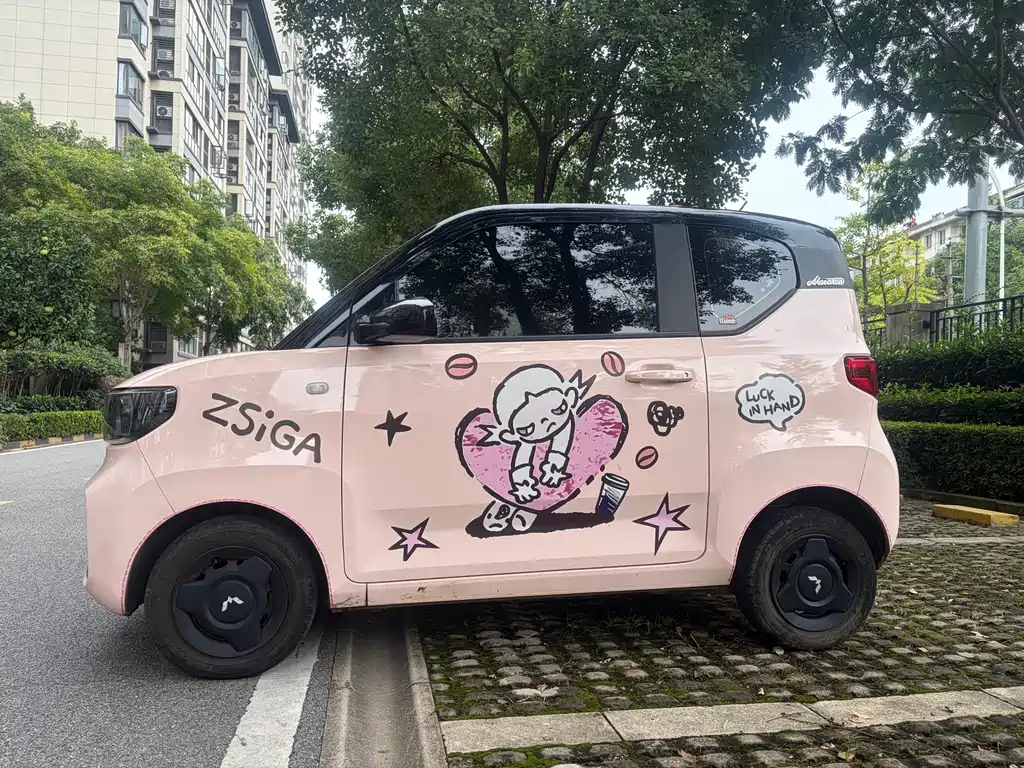 Wuling MINIEV — миниатюра 4