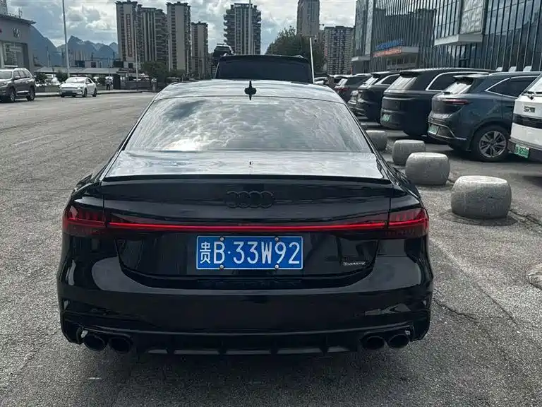 Audi A7L 2024 45 TFSI quattro