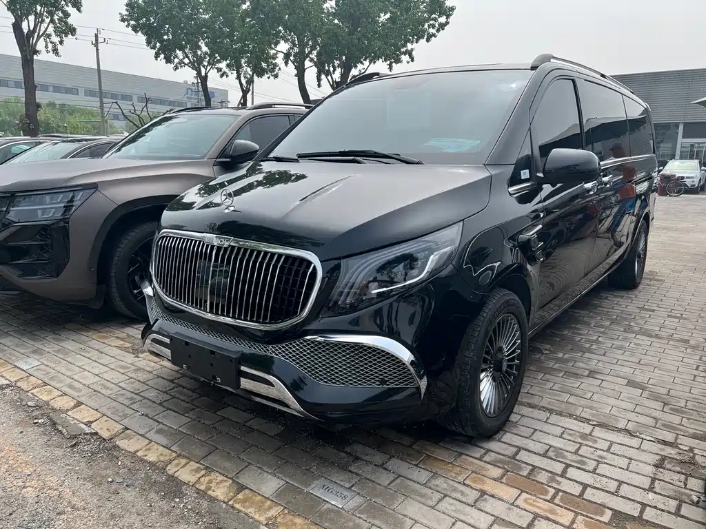 Mercedes-Benz Vito 2023