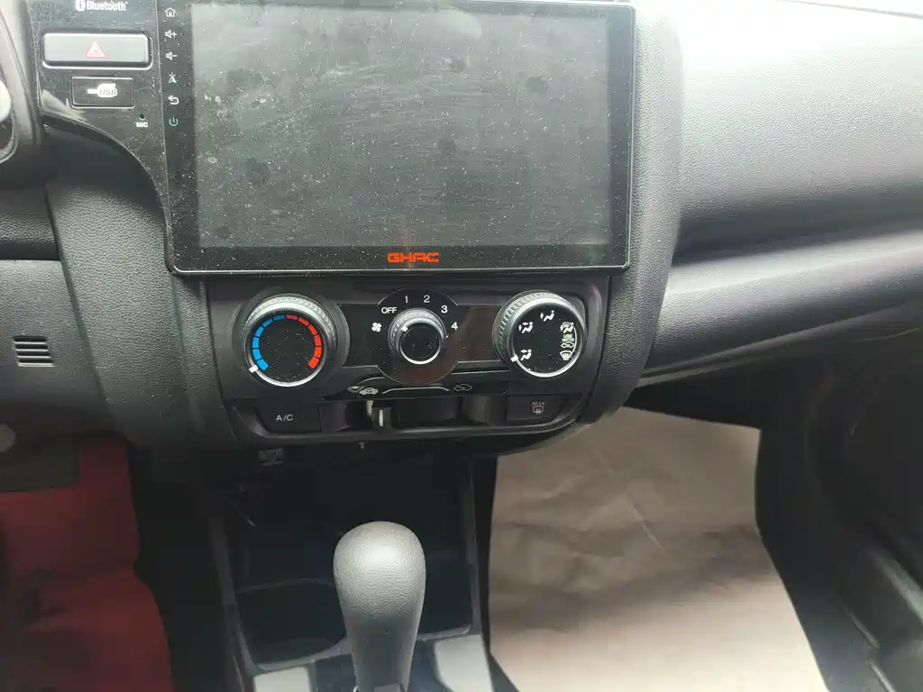 Honda Fit — миниатюра 7