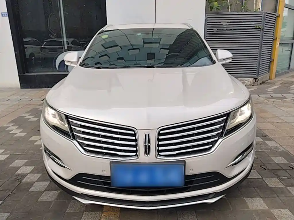 Lincoln MKC — миниатюра 3
