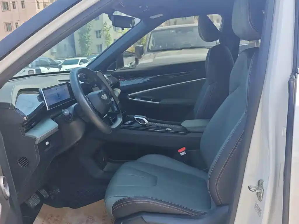 Geely Boyue — миниатюра 8