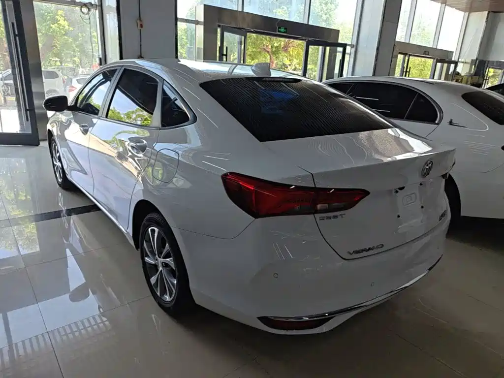 Buick Verano — миниатюра 5