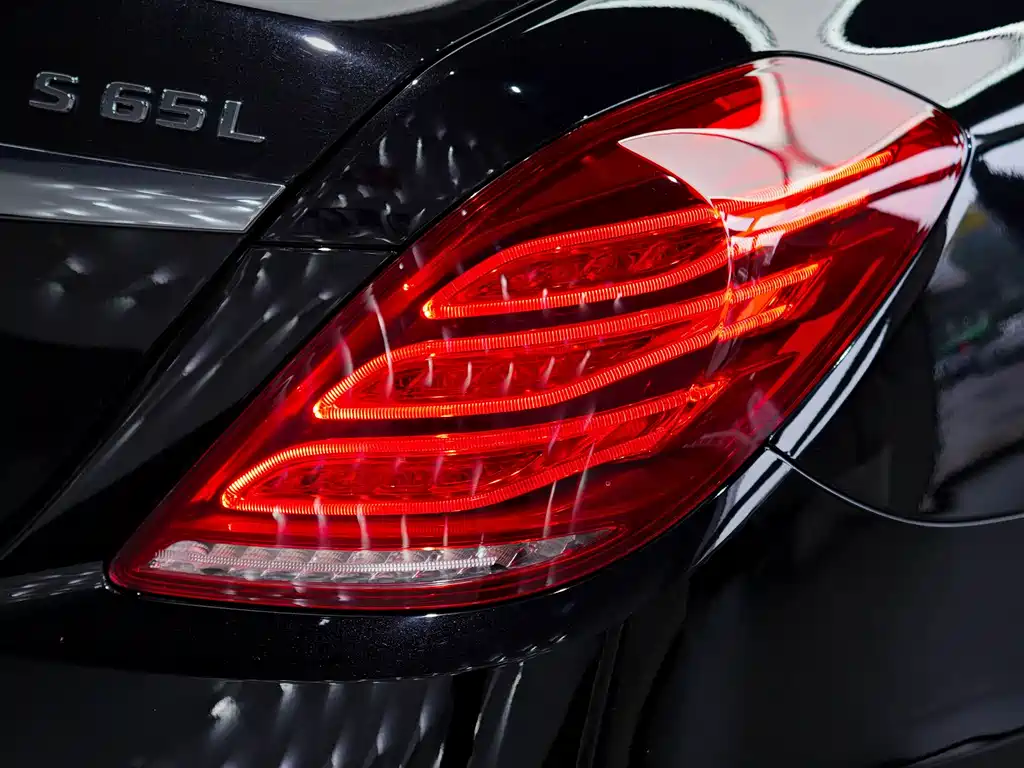 MERCEDES-BENZ S CLASS AMG