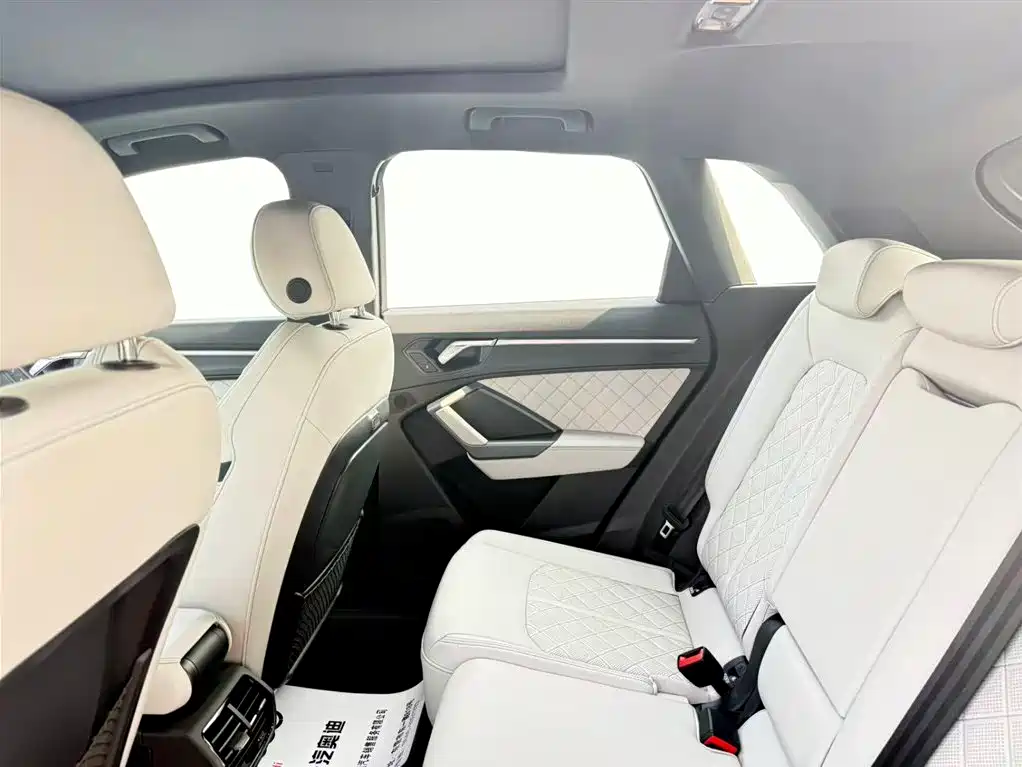 Audi Q3 2024 35 TFSI Fashion