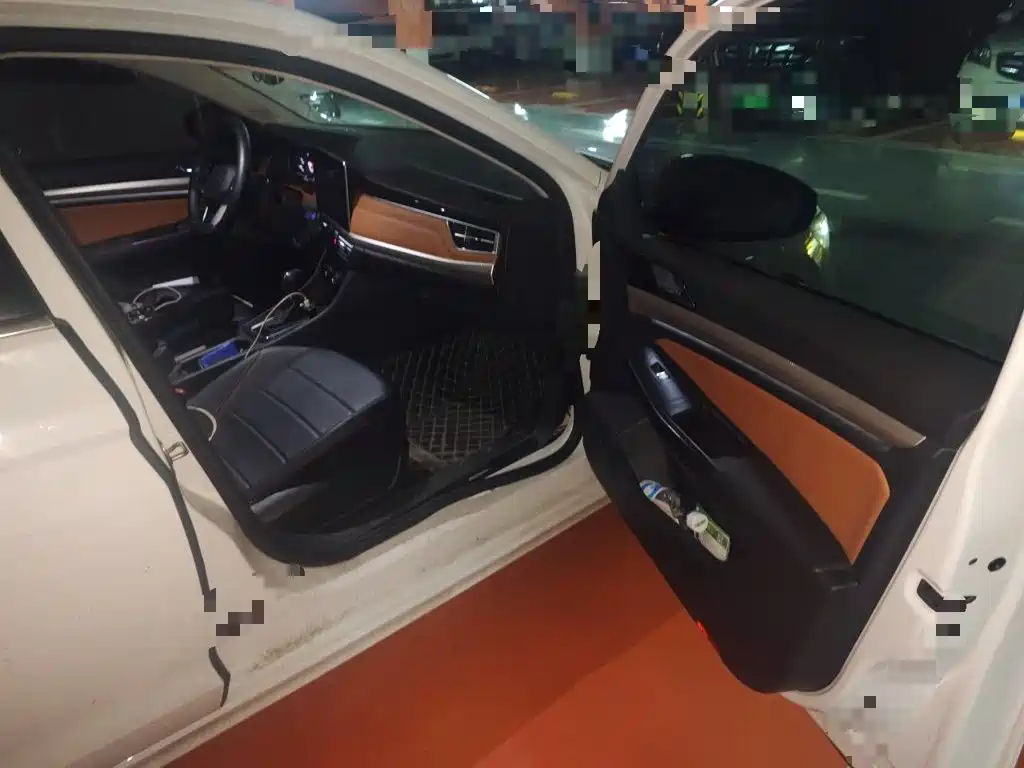 Volkswagen Bora — миниатюра 19
