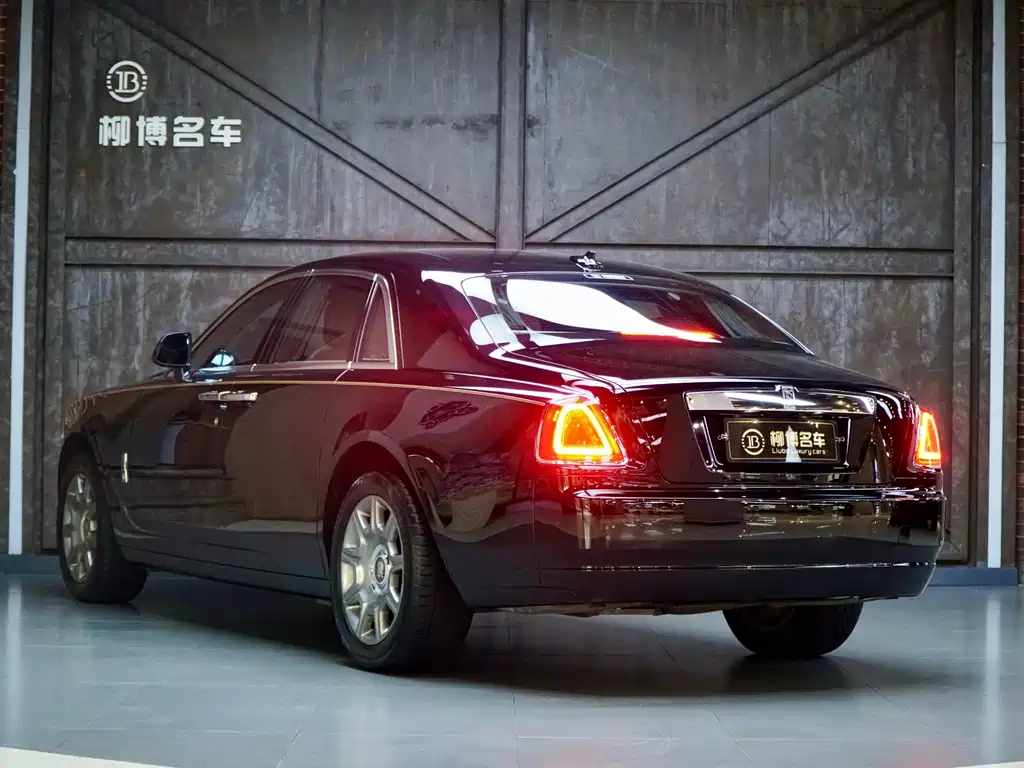 Rolls-Royce Ghost — миниатюра 3