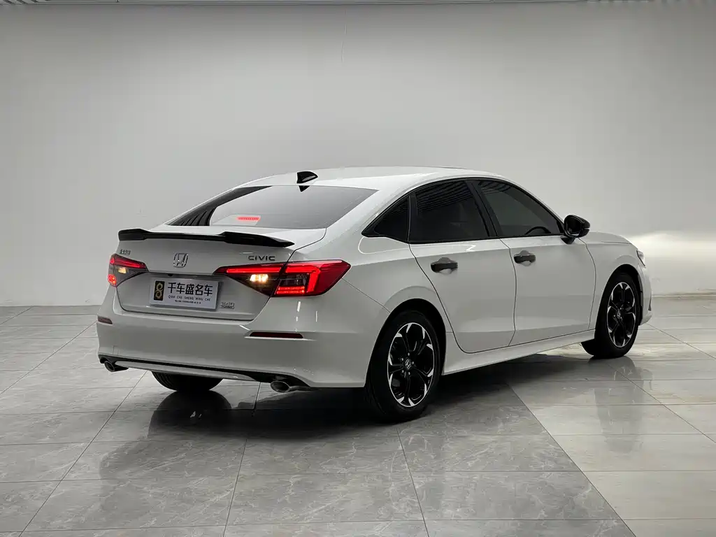 Honda Civic — миниатюра 6