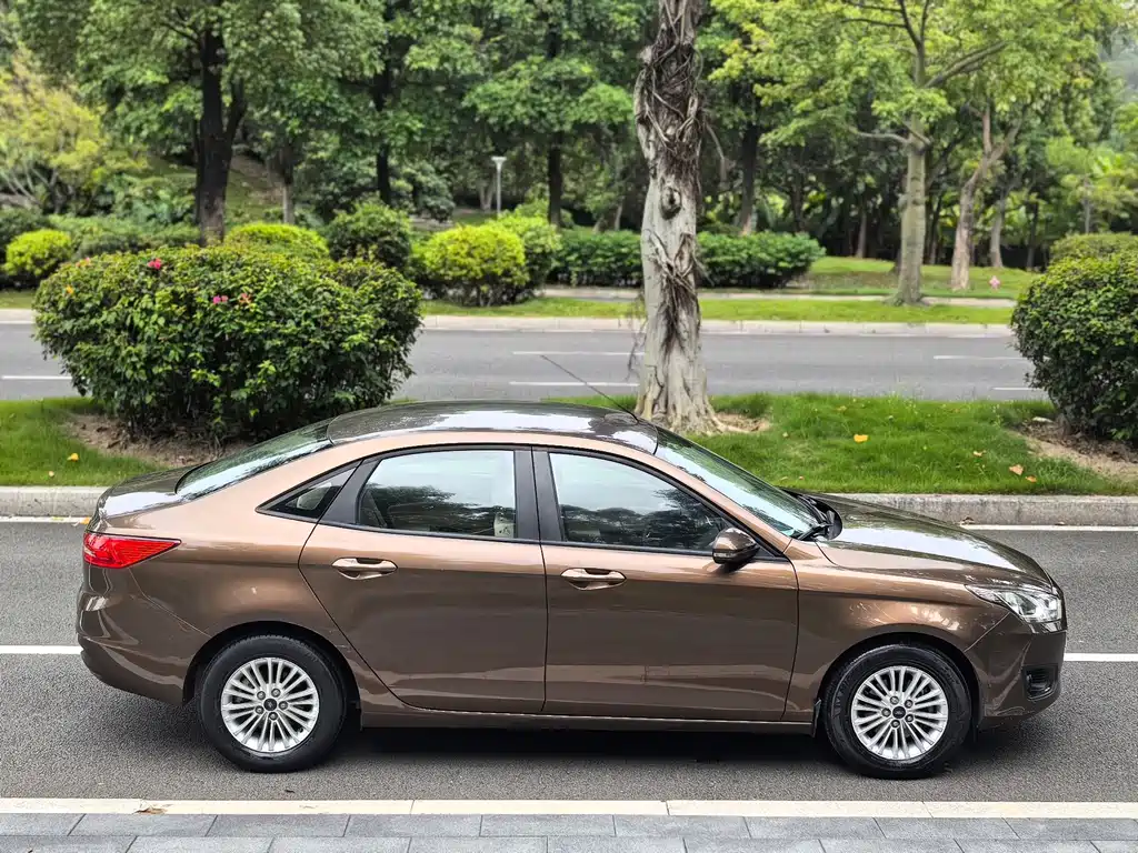 Ford Escort — миниатюра 20