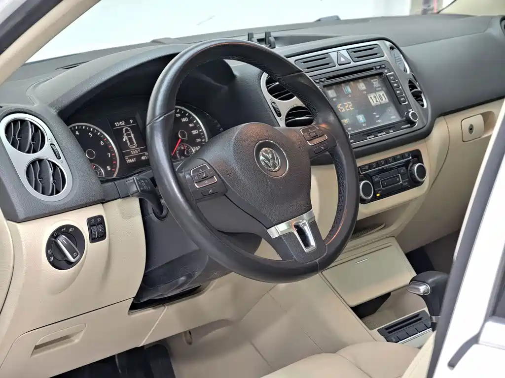 Volkswagen Tiguan — миниатюра 11