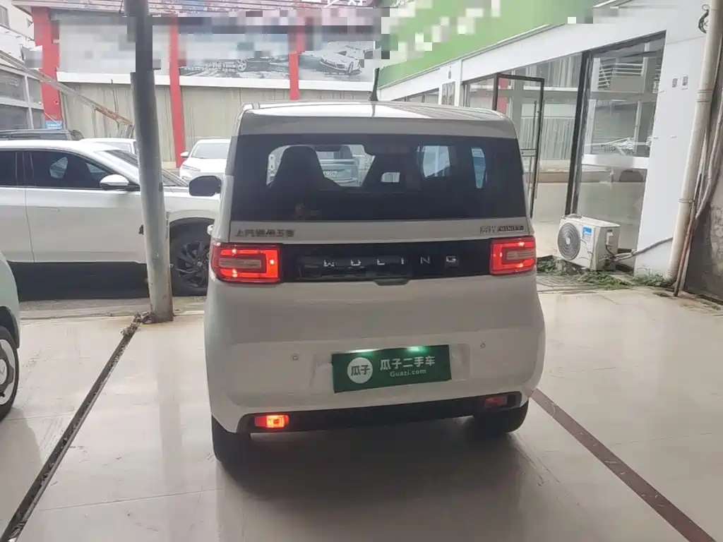 Wuling MINIEV — миниатюра 6